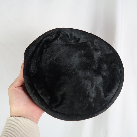 Vintage 60s Black Faux Fur Velvet Beret Hat w/ Chin Strap - Picture 7 of 7
